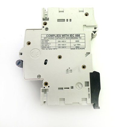 Volex VB20 Black Clip  B20 20A 20 Amp MCB Circuit Breaker Type B